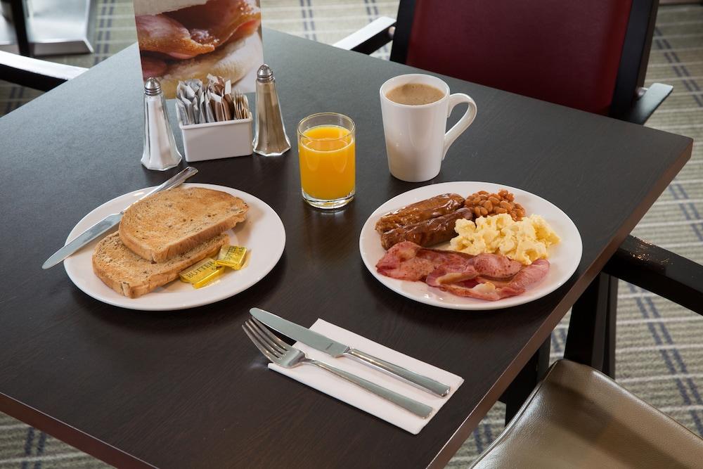 Holiday Inn Express Birmingham Oldbury By Ihg Kültér fotó