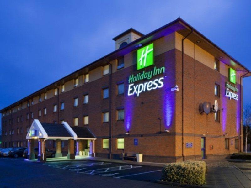 Holiday Inn Express Birmingham Oldbury By Ihg Kültér fotó