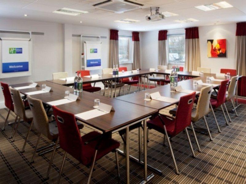 Holiday Inn Express Birmingham Oldbury By Ihg Kültér fotó