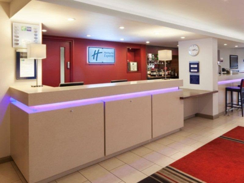 Holiday Inn Express Birmingham Oldbury By Ihg Kültér fotó
