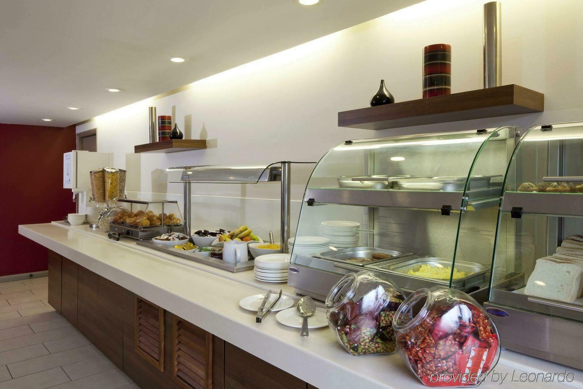 Holiday Inn Express Birmingham Oldbury By Ihg Kültér fotó